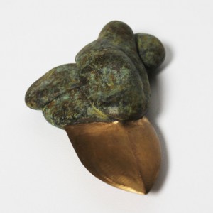 Heidrun Wettengl: Excalibur II, Bronze, 3,5x10,6x15 cm, 2015. Alle Rechte vorbehalten.